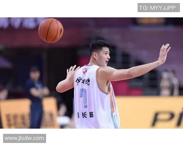 俞长栋:从学术先锋到行业领军人物的成长之路与影响力探析