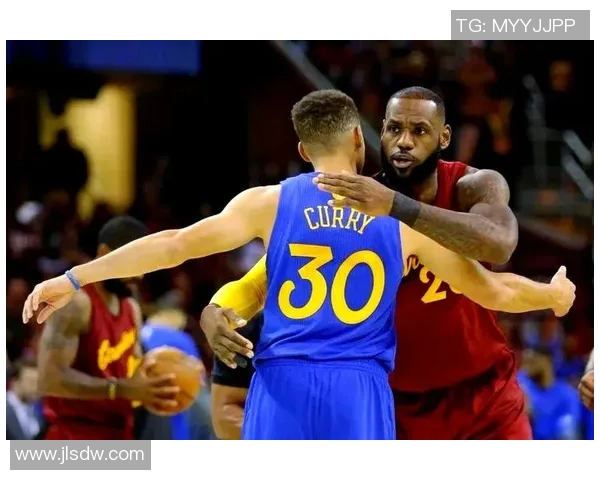 湖人勇士激战12月26日精彩录像回顾与赛后分析